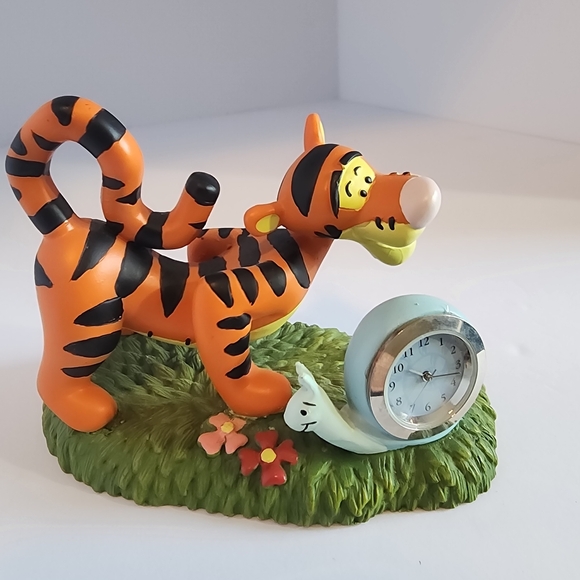 Disney Other - Disney Tigger Desk Clock